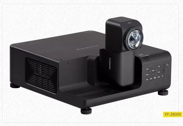 富士胶片发布新款超短焦投影机8000流明双轴旋转镜头