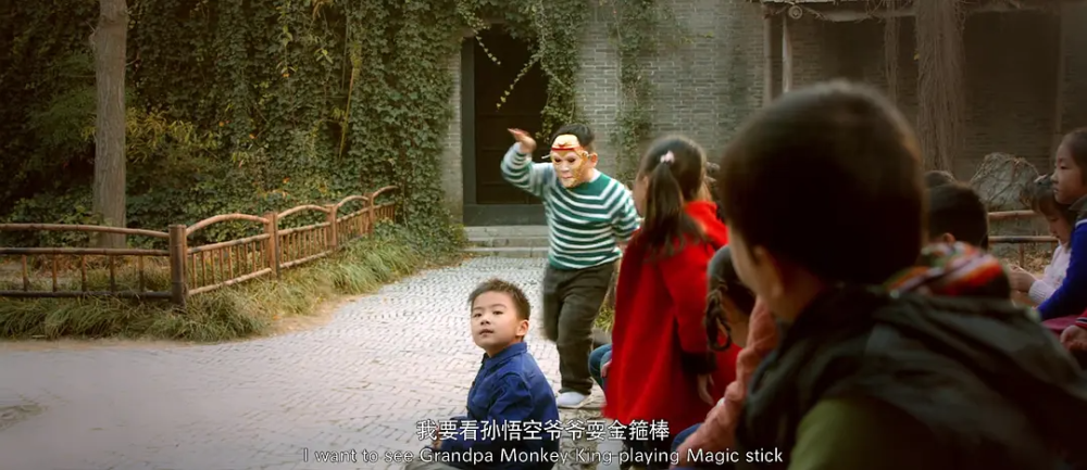 六小龄童|六小龄童，年轻时捉妖，年老了作妖