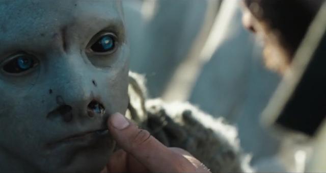 电影冰肤传说男子在孤岛工作太久对鱼人犯下滔天罪行