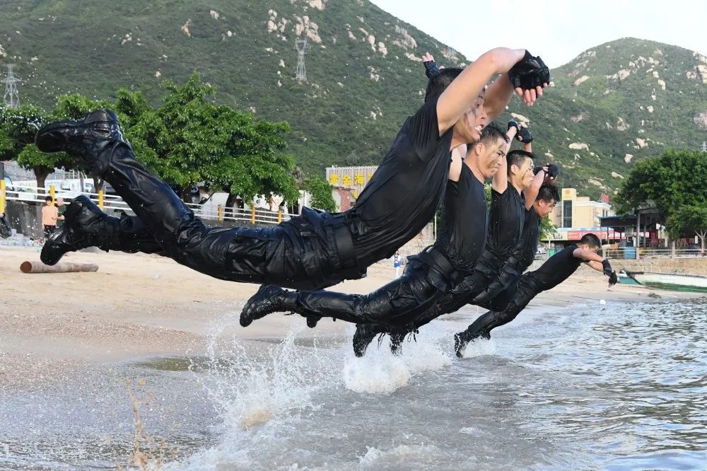 徐州海鲨特种兵图片