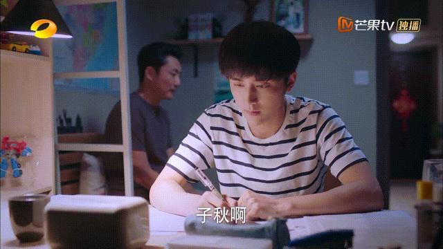 以家人之名|《以家人之名》爆火，比起谭松韵宋威龙，更让人上头的是爸爸cp档