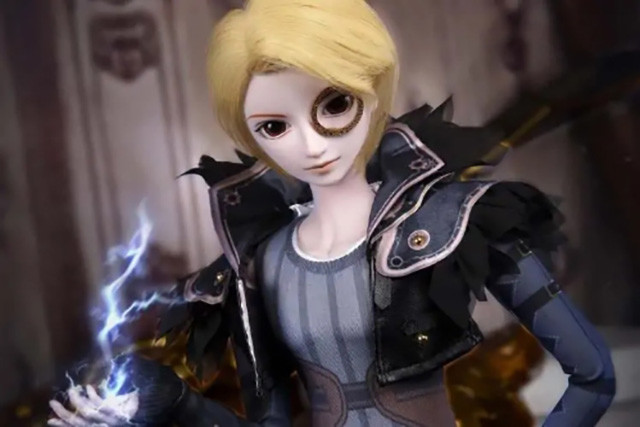 叶罗丽庞尊的娃娃形态已经出现没想到雷电尊者也有可爱的一面