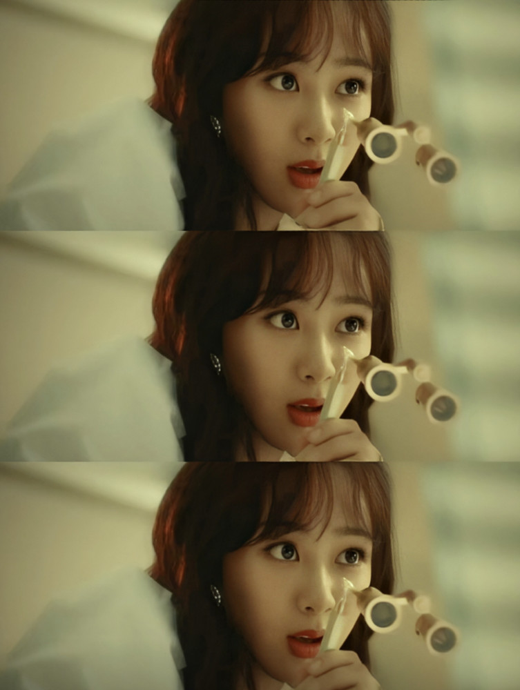 杨紫|杨紫多套造型曝光，高格调超时尚，小猴紫优雅侧脸让人无法拒绝