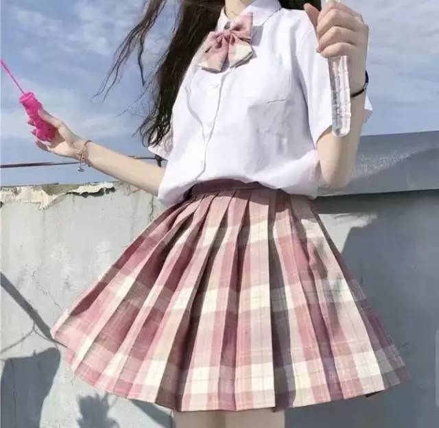 不露臉jk女生頭像:好看的jk制服女生頭像