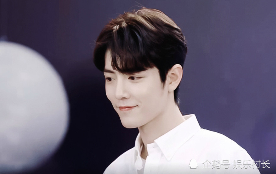 肖战|肖战直播登全球热搜，开小灶反水点赞抵制肖战微博，事后回应似吓得不轻