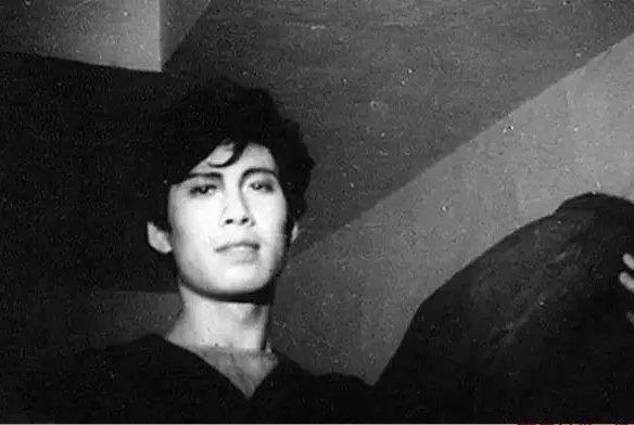 焦晃|焦晃：老戏骨大多折戟沉沙，只有他成了国宝