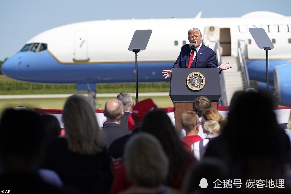 特朗普|特朗普大骂民主党是“法西斯”拜登是“混蛋”，自己则是“上帝选中的人”