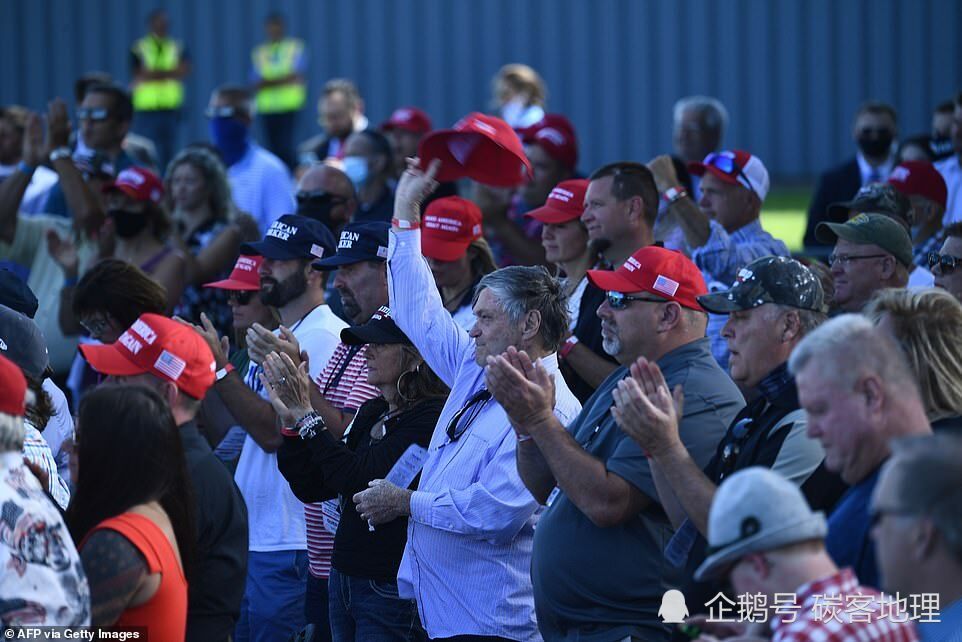 特朗普|特朗普大骂民主党是“法西斯”拜登是“混蛋”，自己则是“上帝选中的人”