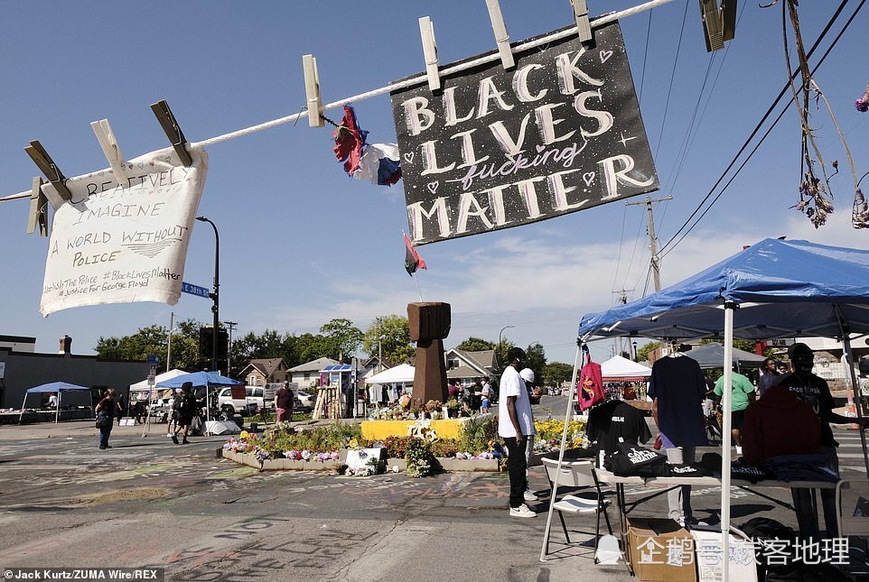特朗普|特朗普大骂民主党是“法西斯”拜登是“混蛋”，自己则是“上帝选中的人”