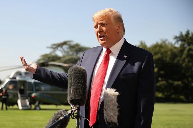 拜登-哈里斯|终于有一个民调让特朗普开心了：他的支持率上升，仅落后拜登4点