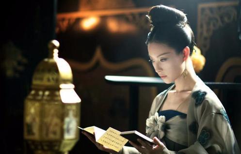 静夜思|李白的静夜思是古绝，改成律绝和五律后，可以看出不同诗体的区别
