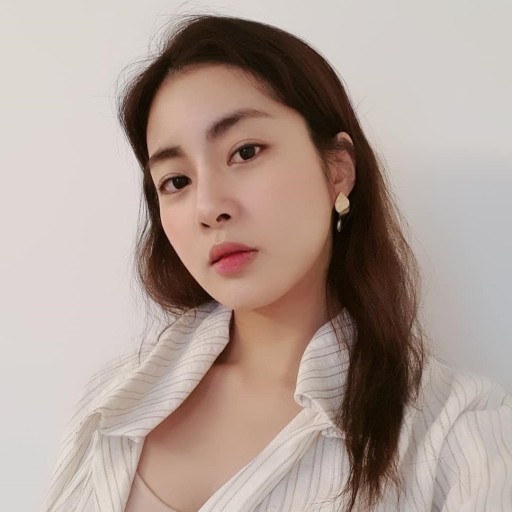 姜素拉|玄彬前女友姜素拉宣布与圈外年长男友结婚，曾被SJ利特在演唱会上“求婚”