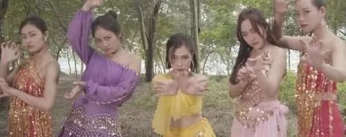 西游记|越南翻拍《西游记》，师徒造型真是辣眼睛，女妖精却成亮点