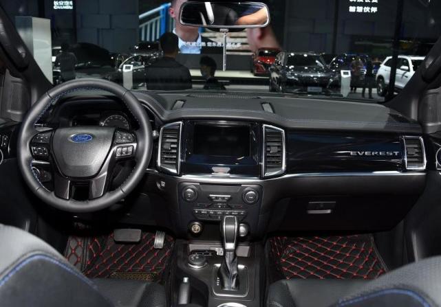 2021款福特撼路者:预售28万,2.3t 10at,外观比帕杰罗霸气