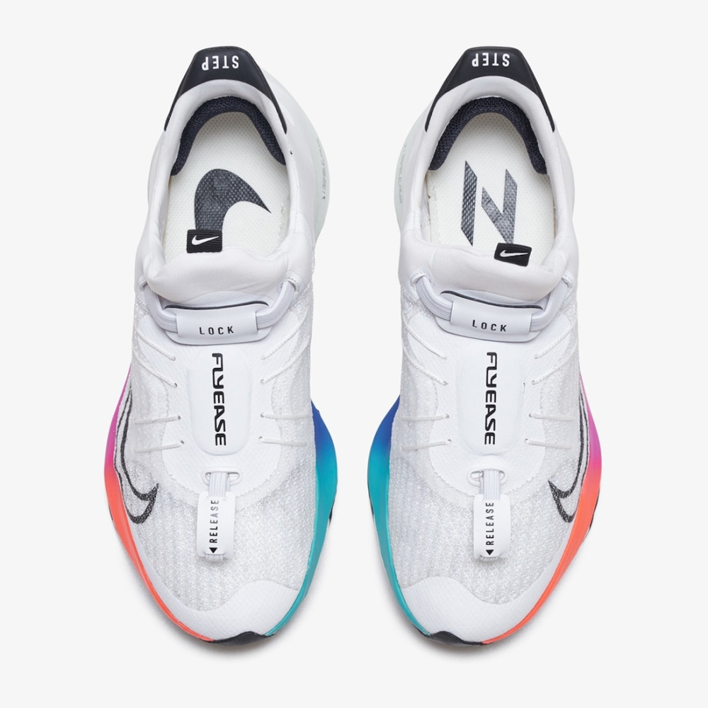 科技感十足nike高端跑鞋temponextflyease现已发售