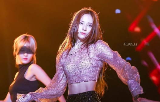 普天同庆 郑秀晶与sm解约网友反映成亮点fx时代真的结束了 日韩 中国小康网