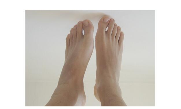 血管|脚上有一个化血栓的开关，没事做一做，能清理血管，预防血栓！