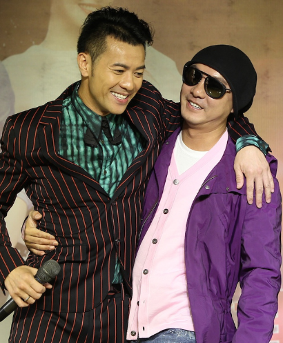 因在节目中爆粗口惨遭封杀为给患癌妻子治病沦落乡村卖唱