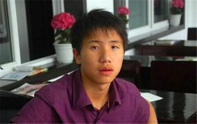 雷楚年|12年前那个在汶川地震中救下7个人的小英雄，如今已沦为阶下囚