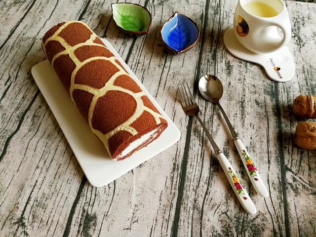 可爱的"长颈鹿"蛋糕卷,颜值与美味共存,俘获你的心!