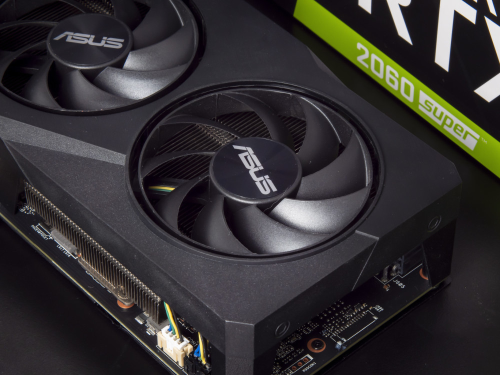 无灯党的新福音,华硕rtx2060s-o8g-gaming3