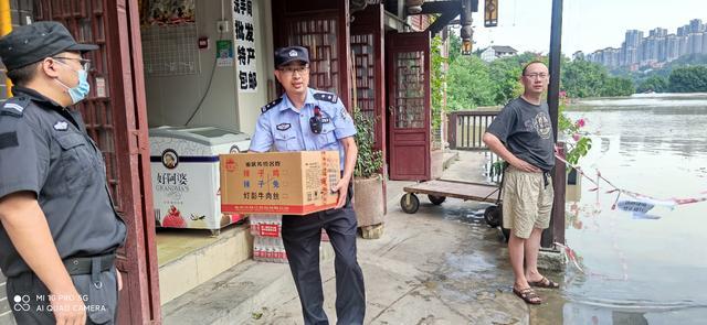 洪峰过境|洪峰过境，沙区警方在行动！