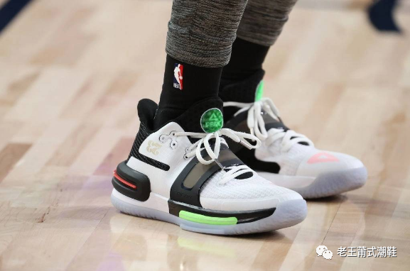 威廉姆斯上脚匹克态极赛布尔上脚nikepg4