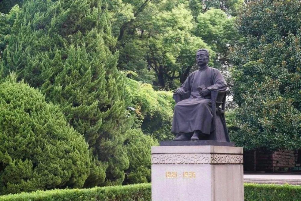 鲁迅|曾经你认为鲁迅那些看不懂的文章，长大后根本不用看全都看懂了！