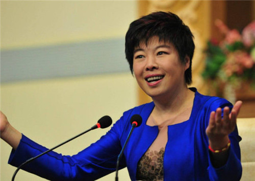 于丹|继于丹之后，又一位国学大师被赶下神坛？网友：大师有点太多了