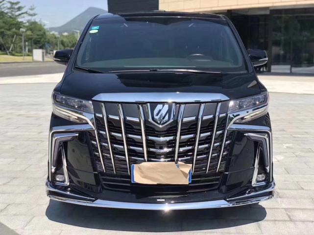 19年款丰田阿尔法保姆车上架二手市场高端商务车售价55万