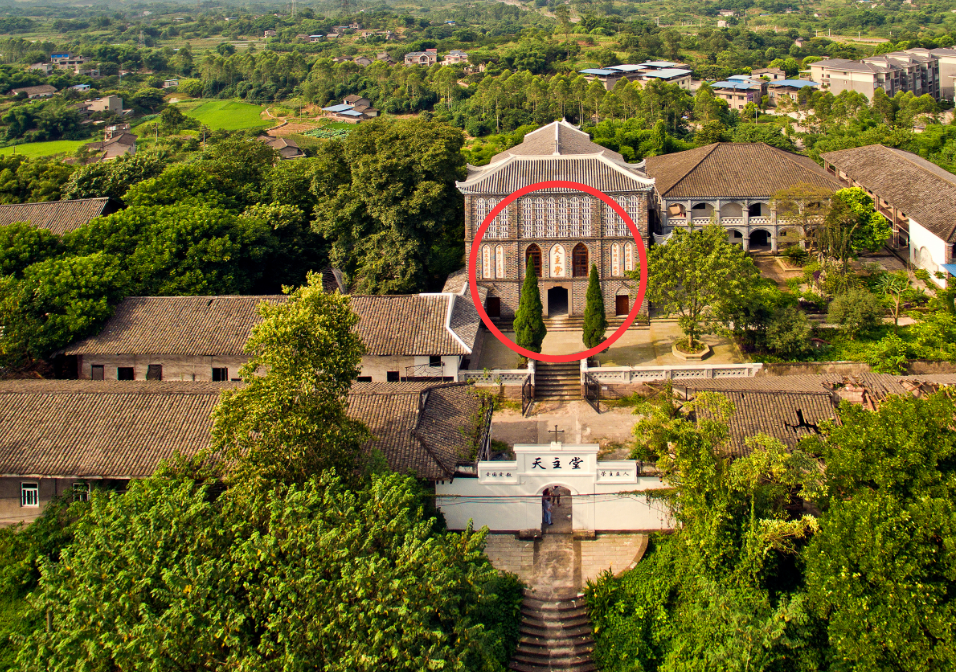 铜罐驿|铜罐驿天主堂长得像“鬼脸”？听听历史学家怎么说
