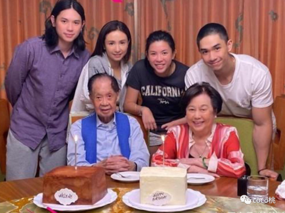 李嘉欣|从老牌最美港姐到嫁豪门，李嘉欣都得喊她一声大前辈！