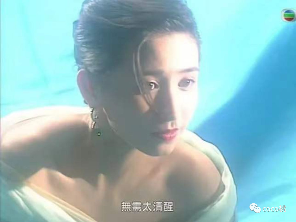 李嘉欣|从老牌最美港姐到嫁豪门，李嘉欣都得喊她一声大前辈！