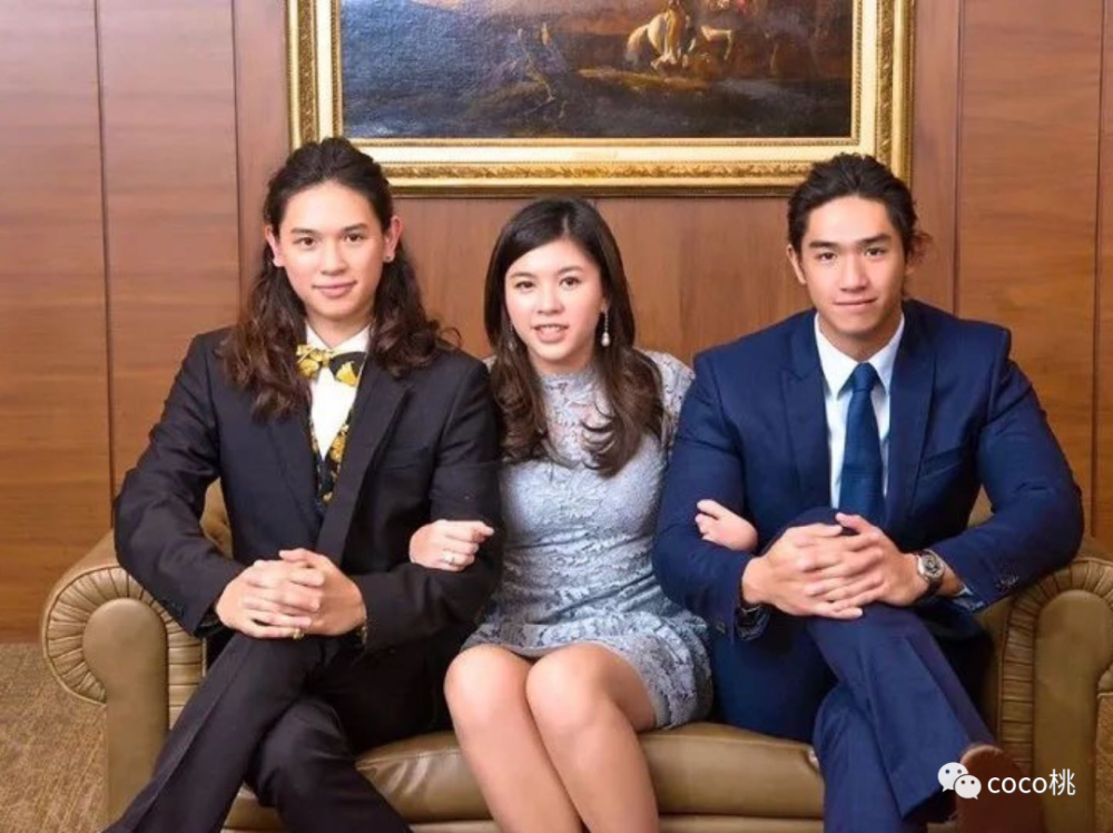 李嘉欣|从老牌最美港姐到嫁豪门，李嘉欣都得喊她一声大前辈！