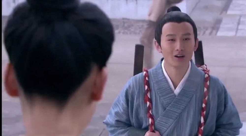 成毅|成毅，用《琉璃》实力证明，他是唯一的离泽宫小公主