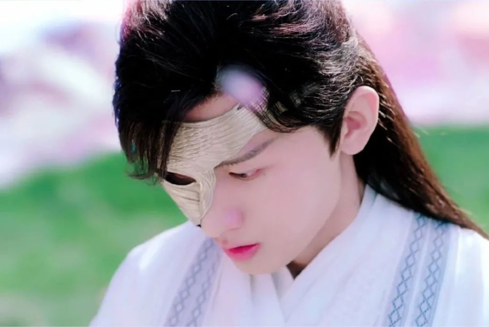 成毅|成毅，用《琉璃》实力证明，他是唯一的离泽宫小公主