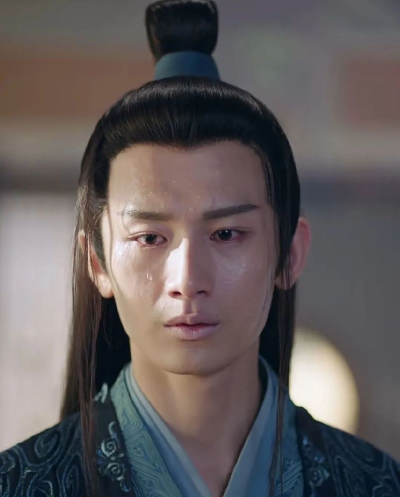 成毅|成毅，用《琉璃》实力证明，他是唯一的离泽宫小公主