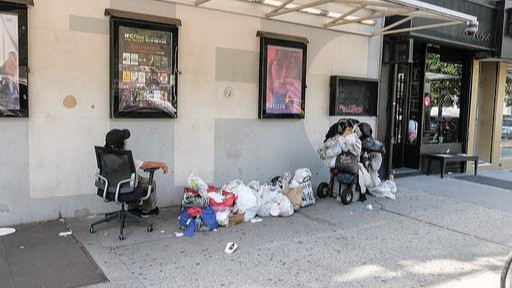 比尔·德·白思豪|纽约犯罪率不断上升，市长白思豪反悔，决定把流浪者从酒店赶出去