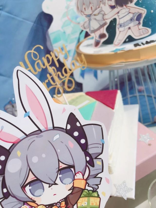 崩坏3布洛妮娅生日会属于你的派对