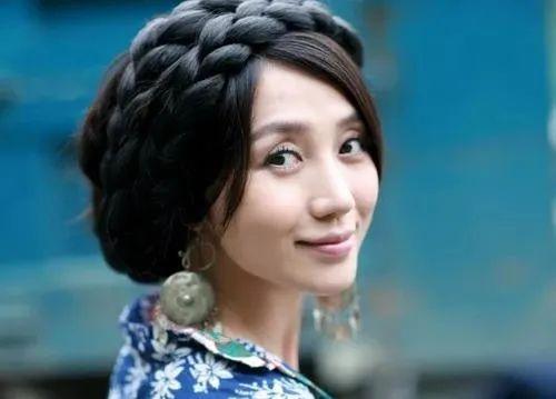 阿朵|40岁录综艺的阿朵，少了一丝“佛系”，多了一丝“心机”