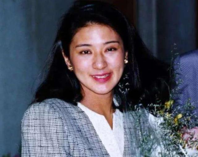 雅子挚爱另有其人 为前男友3次拒绝求婚 最终被王室棒打鸳鸯 腾讯网