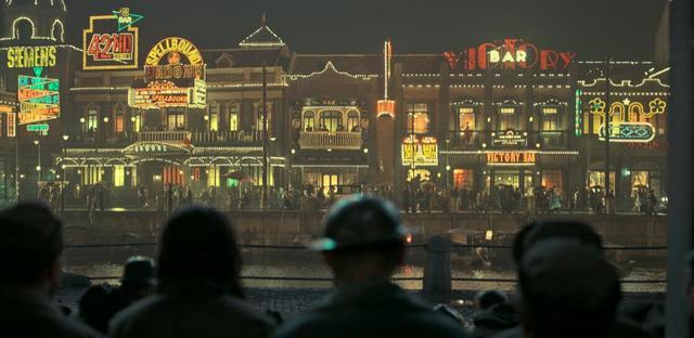 票房|3次点映破1亿，《八佰》票房爆发已成既定事实，但与经典相差甚远