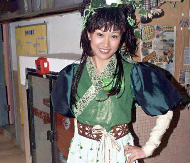 tvb|前TVB小花离巢后低收入，拒出席游船派对，为省钱停掉家中wifi