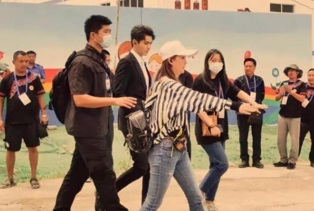 吴亦凡|保镖推人粉丝洗白？吴亦凡高调背后，是一群被宠坏的中国明星
