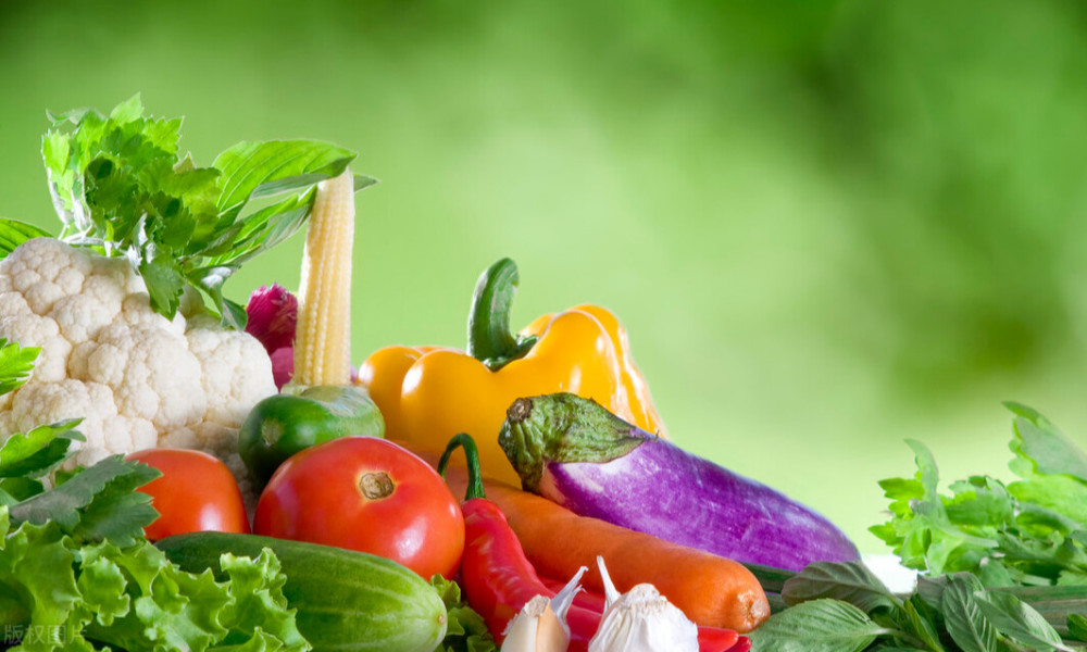 红糖|农民花3块钱买1斤红糖，蔬菜产量就能增15％？红糖叶面肥方法绝了