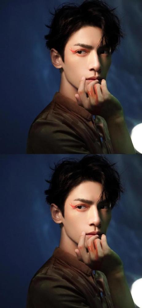 罗云熙|演员罗云熙十年芭蕾破茧成蝶 “一杯敬努力一杯敬光芒”