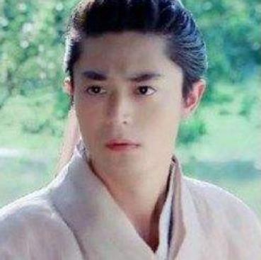 罗云熙|演员罗云熙十年芭蕾破茧成蝶 “一杯敬努力一杯敬光芒”