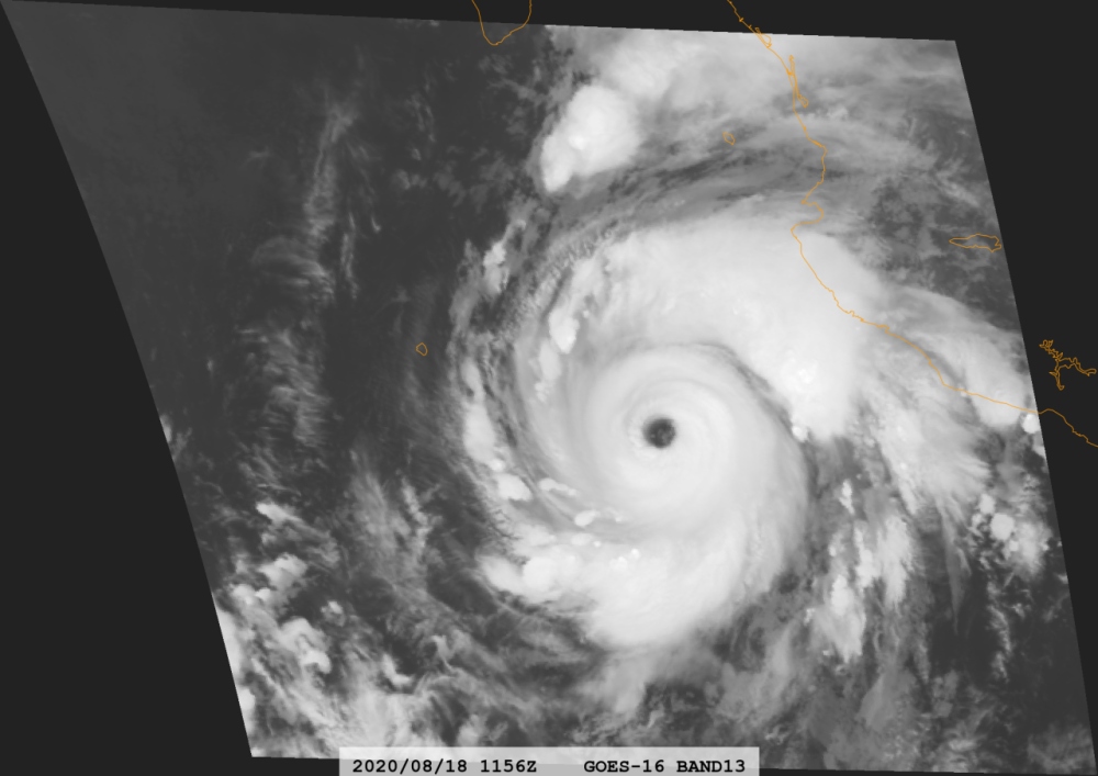 飓风|厄尔尼诺持续发飙？17级超强飓风靠近美国，清晰风眼太空可见