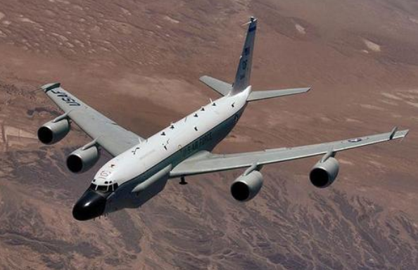 RC-135有多厉害,万米高空监听800公里内
