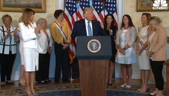 苏珊·安东尼|特朗普宣布赦免美国女权运动领袖苏珊·安东尼，后者已去世114年